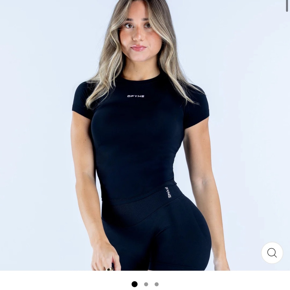 DFYNE Black Short Sleeve Tee